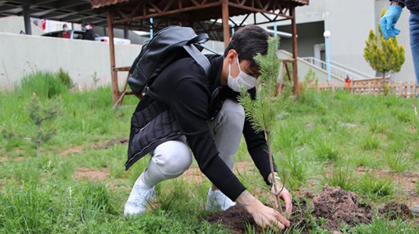Berke &Ouml;zer: Fenerbah&ccedil;e ile &ccedil;alışmalarımızı s&uuml;rd&uuml;receğiz