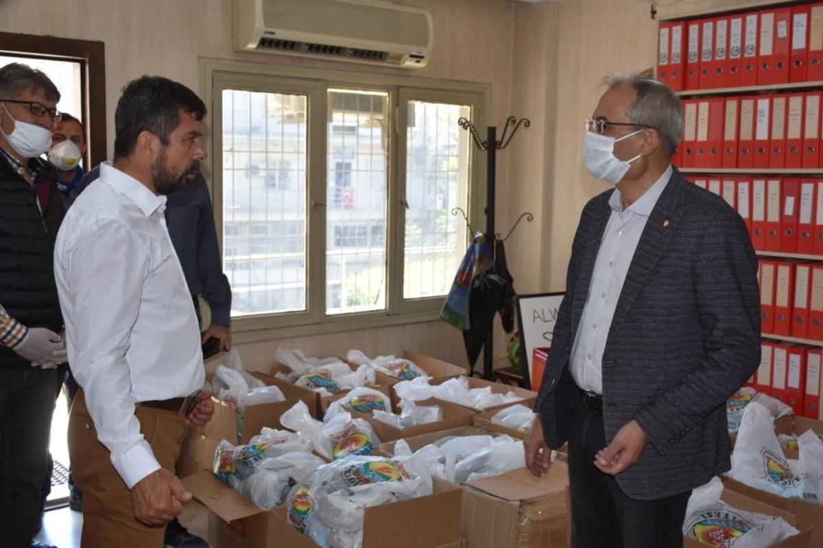 Tarsus Belediyesinden berber, kuaf&ouml;r ve g&uuml;zellik salonlarına hijyen seti