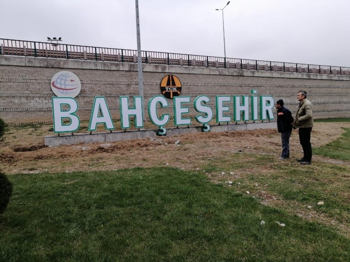 D&uuml;zce&rsquo;de Bah&ccedil;eşehir b&ouml;lgesinde d&uuml;zenleme devam ediyor