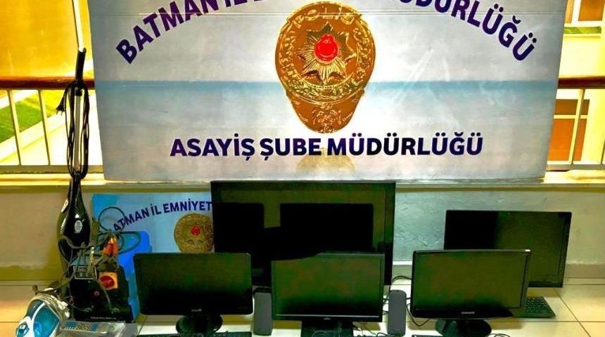 Yaşı k&uuml;&ccedil;&uuml;k hırsızlık zanlıları yakalandı