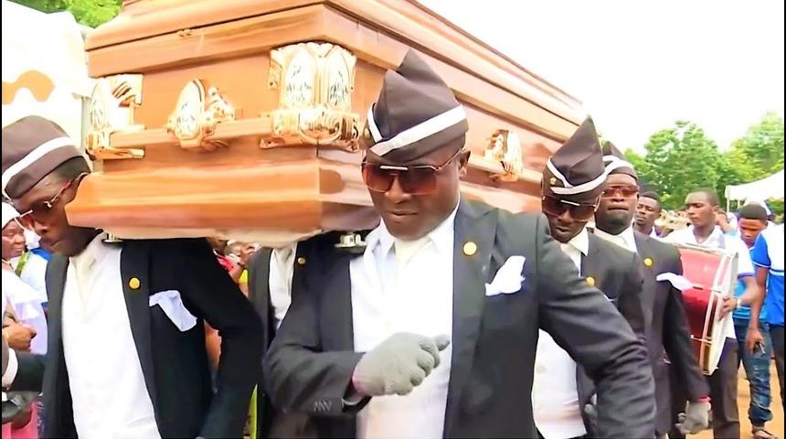 Fenomen olan Ganalı tabut dansçılarından mesaj var