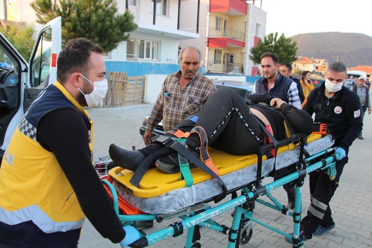 Otomobille motosiklet kafa kafaya &ccedil;arpıştı: 1 yaralı