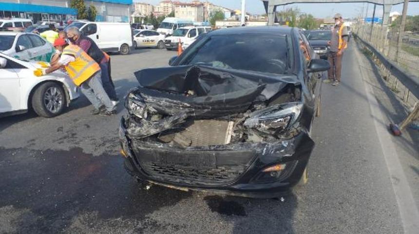 İstanbul Silivri'de 8 aracın karıştığı zincirleme kaza! Yaralılar var