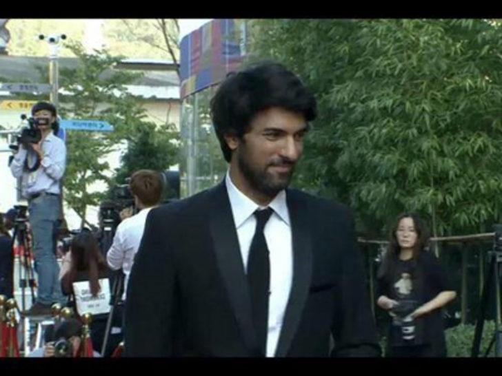 Engin Akyürek, Seul'de ödül aldı! G3