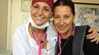 Naşide Göktürk'e Vahide Perçin'den destek