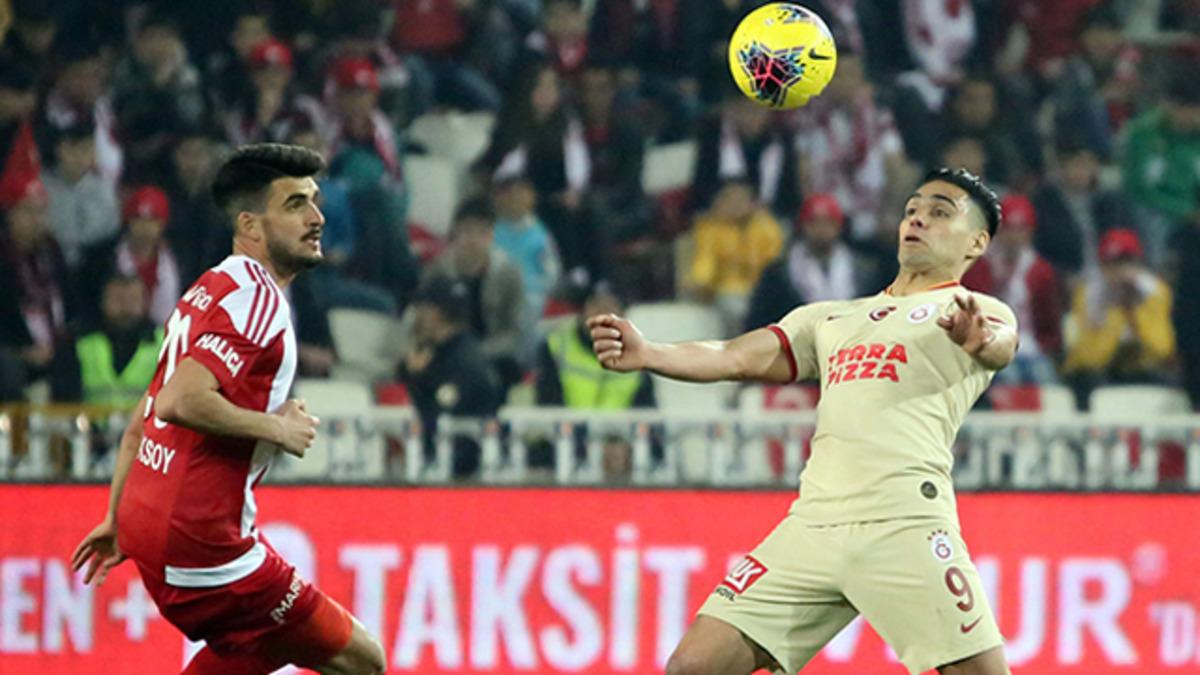 Radamel Falcao'dan transfer yanıtı