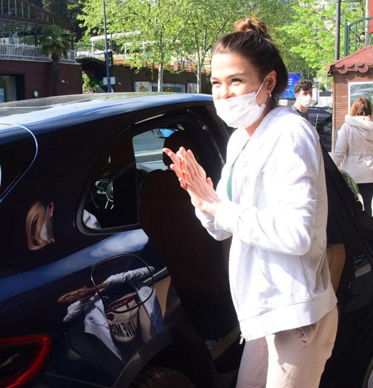 Aslıhan Karalar: Mantı açtım, dolma sardım G2