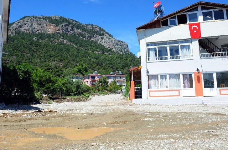 Başkan Topaloğlu: "5 yıldır yapılamayan hizmetleri bir yıla sığdırdık" G1
