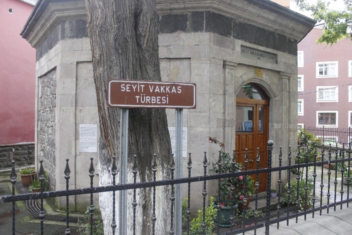 Seyyid Vakkas T&uuml;rbesi Ramazan ayında sessiz kaldı