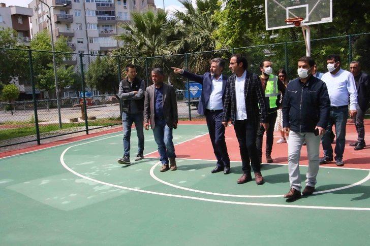 Bayraklı’nın spor alanları yenileniyor G3