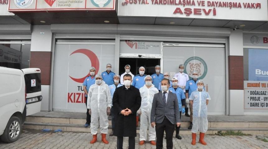 Erciş Kaymakamlığından 610 aileye sıcak yemek