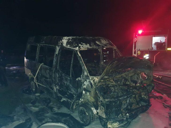 Gediz’de öğrenci yurdunda yangın G2