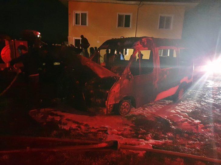 Gediz’de öğrenci yurdunda yangın G4