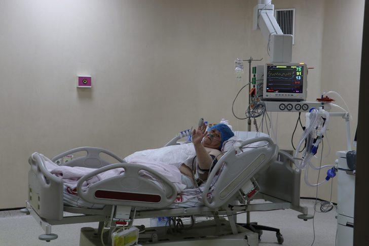 Türkiye'nin ilk karantina hastanesinde koronavirüs mücadelesi sürüyor G4