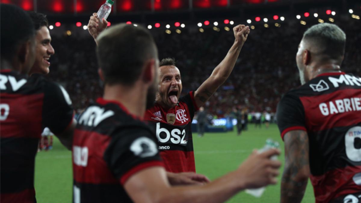 Flamengo'da 38 kişi koronavir&uuml;se yakalandı
