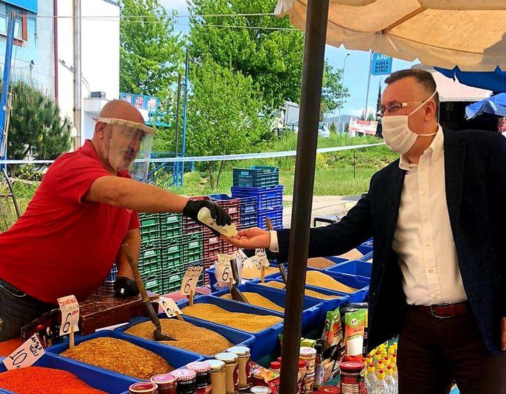 Başkan Mutlu Işıksu pazarları gezdi G4