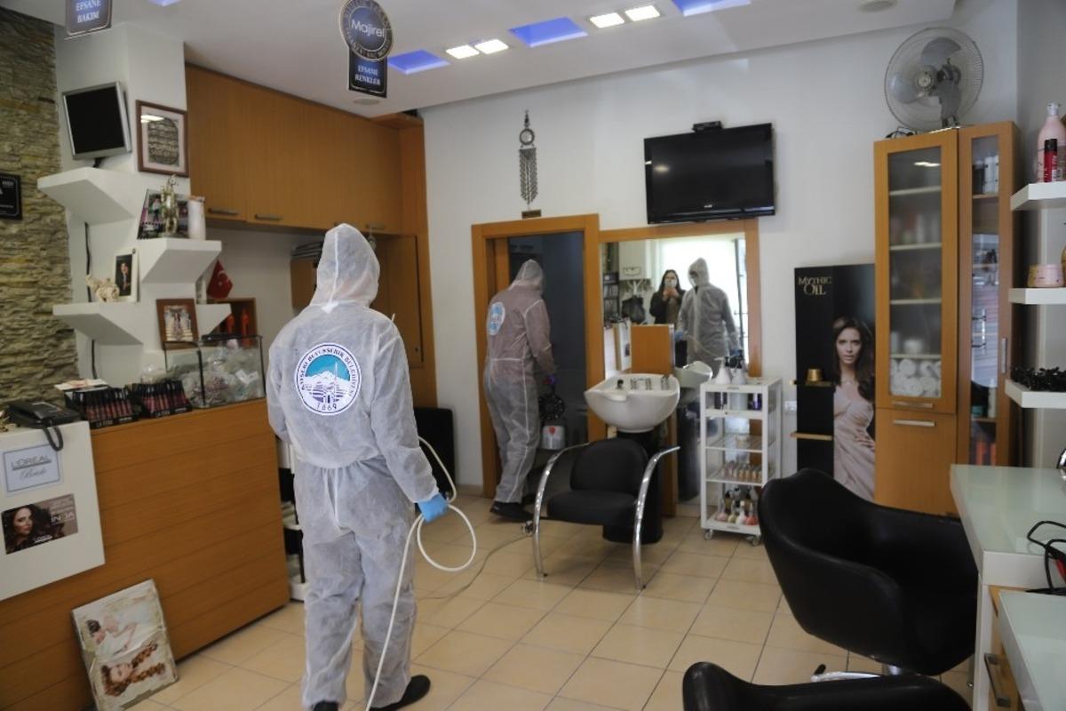 Kayseri&rsquo;de berber ve kuaf&ouml;rler dezenfekte ediliyor