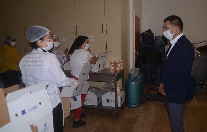 Kuşadası Belediyesi iki ayda 4 bin 866 ailenin yardımına koştu G1