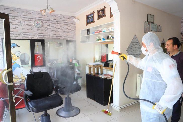 Pamukkale Belediyesi berber dükkanlarını dezenfekte etti G1