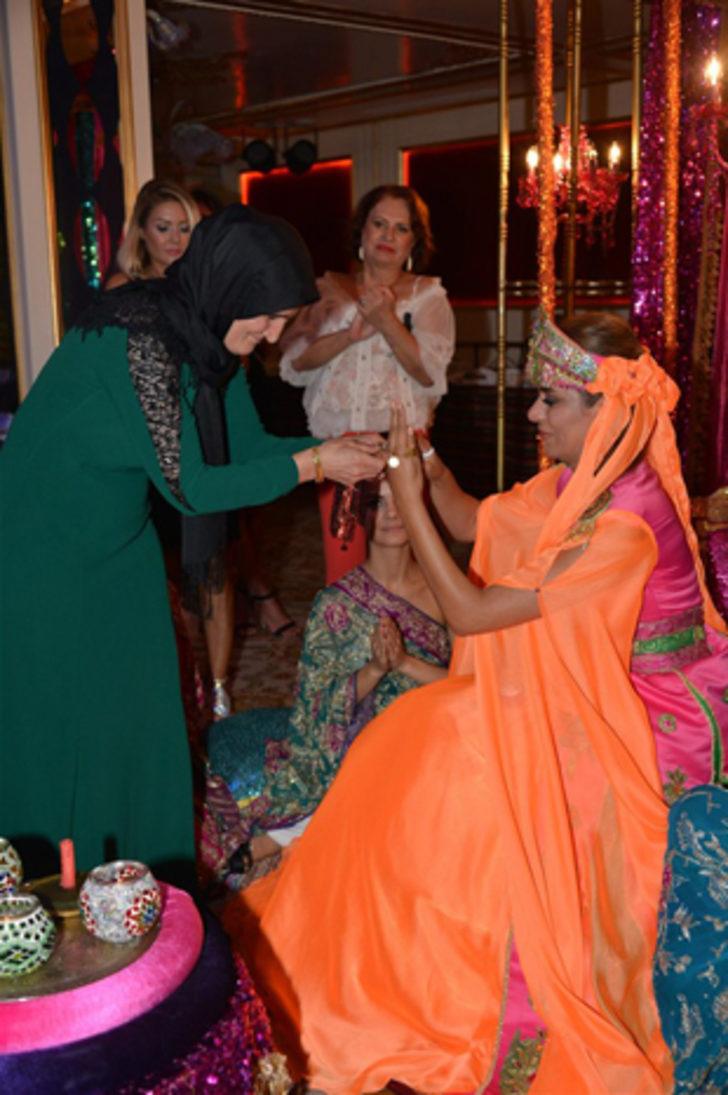 Ebru Şancı'ın seksi kına gecesi G4