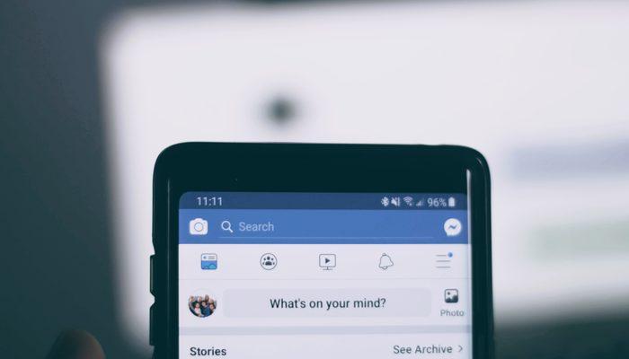 Facebook'tan Kovid-19 aşısı kararı!