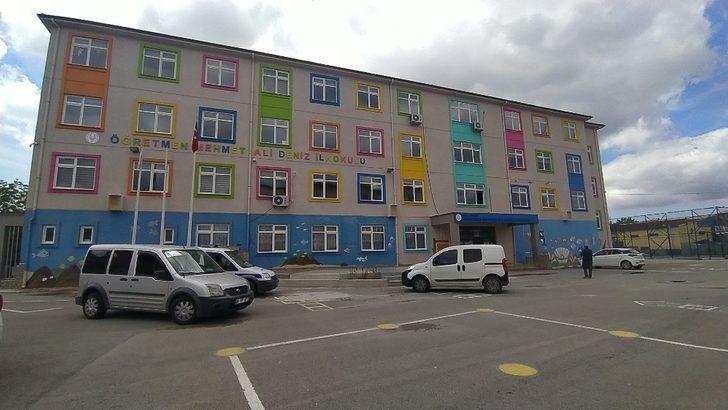 Okulun bahçesindeki Atatürk büstünü çaldılar G4