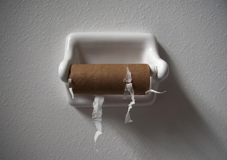 Tuvalet kağıdından tasarruf etmenin yolunu bulan kadın viral oldu