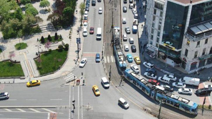 Eminönü Meydanı eski günlerine dönmeye başladı G2