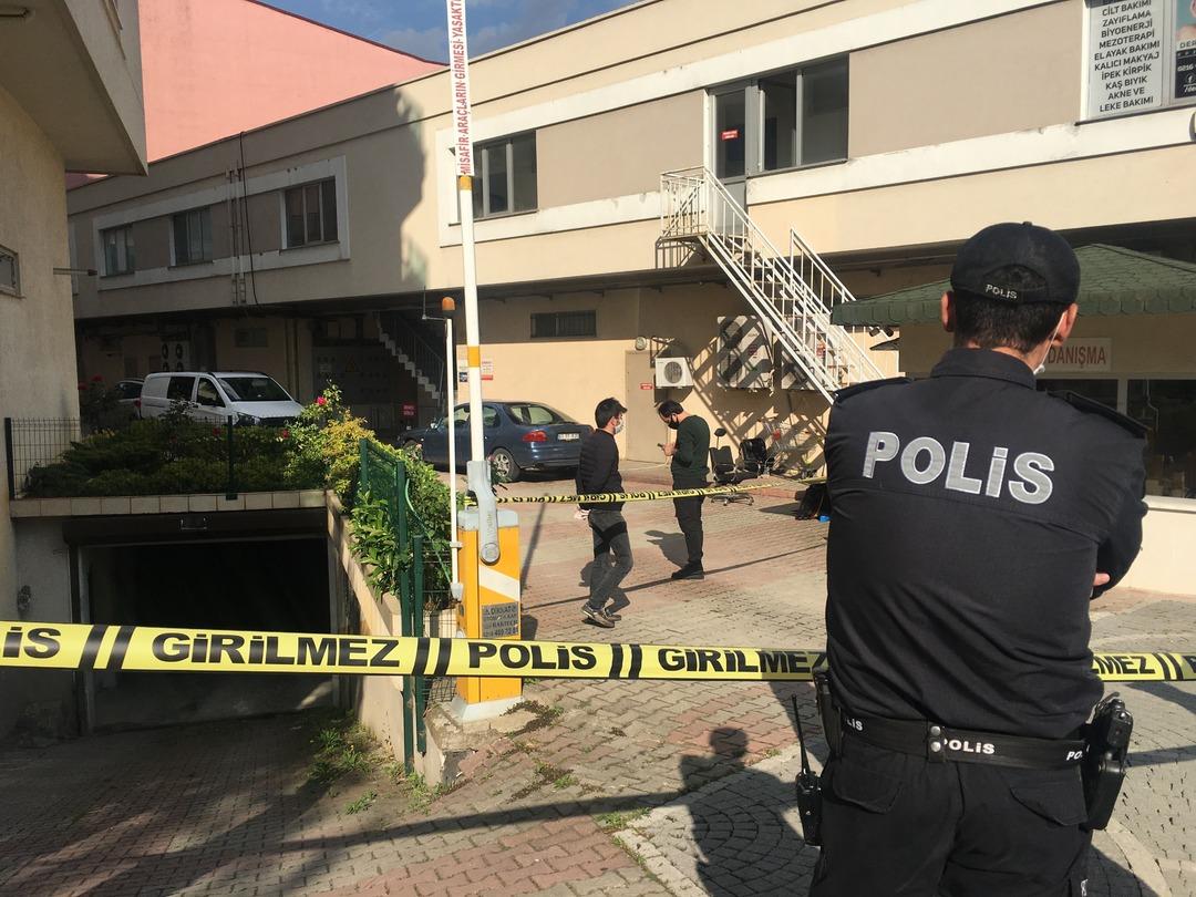 İstanbul'da sokak ortasında korkun&ccedil; olay! Kurşun yağdırdı