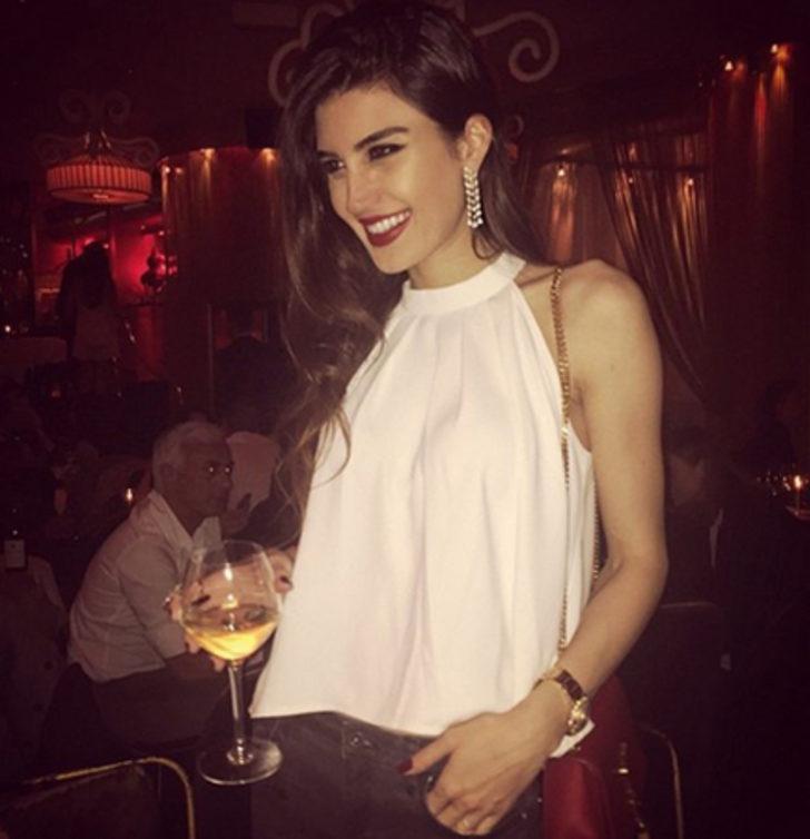 Gizli aşkı arkadaşları ele verdi G2