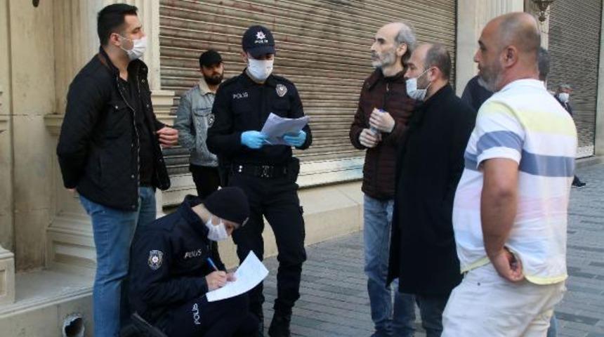 İstiklal Caddesi'nde maskesiz dolaşanlara 1000 lira ceza kesildi!