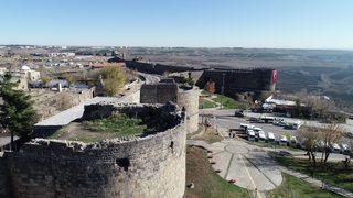 Diyarbakır surlarındaki talan için harekete geçildi