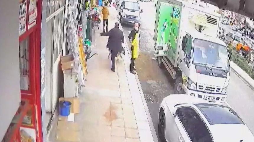 Yozgat'ta dehşete düşüren olay! Kaldırımda duran hamile köpeğe tekme attı