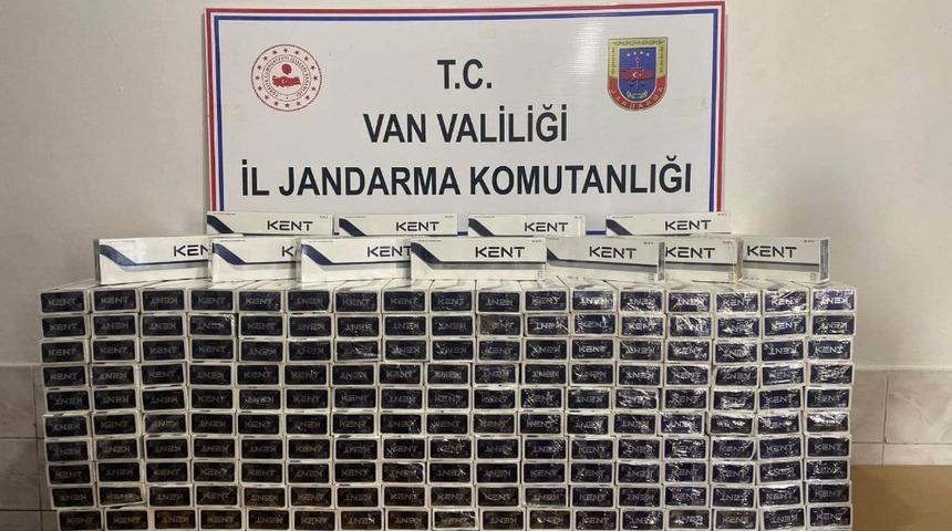 &Ccedil;aldıran&rsquo;da 4 bin 400 paket ka&ccedil;ak sigara ele ge&ccedil;irildi