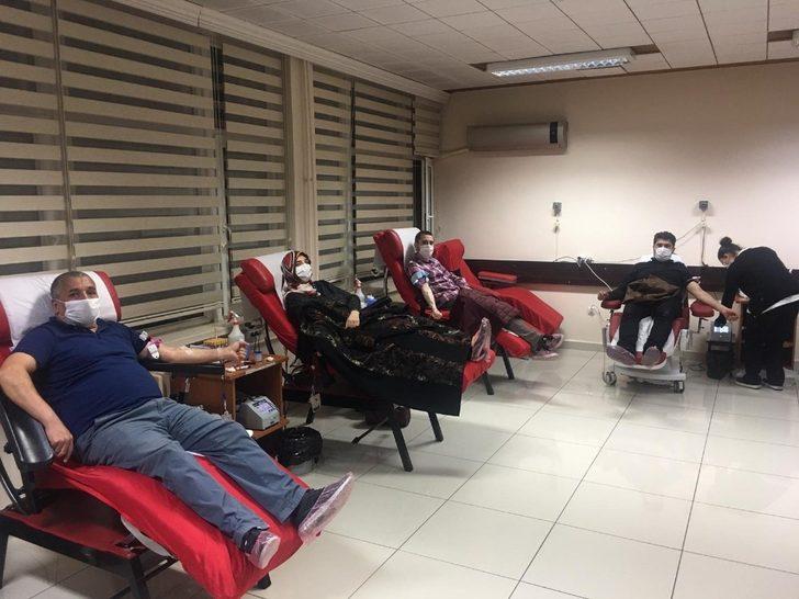 Öğretmenevi personelinden ’Bir kan bir can’ kampanyasına destek G2