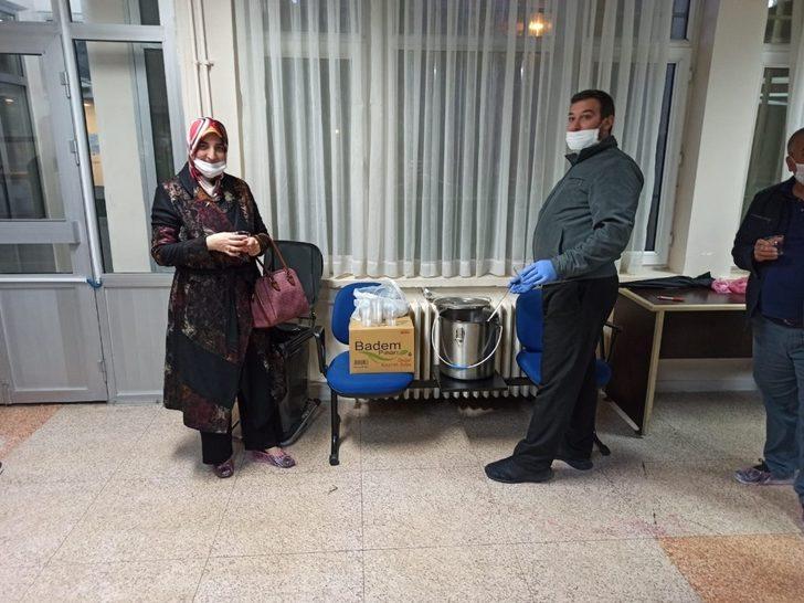 Öğretmenevi personelinden ’Bir kan bir can’ kampanyasına destek G4