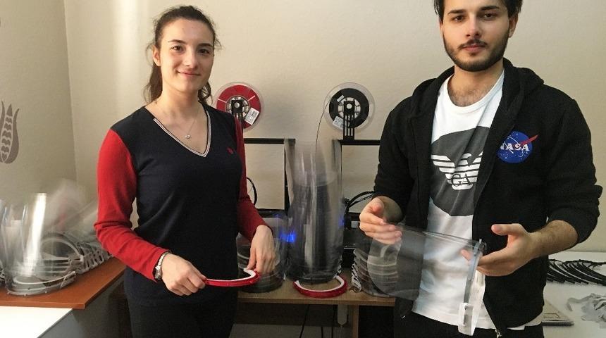 Üniversitelerden sağlık çalışanlarına destek