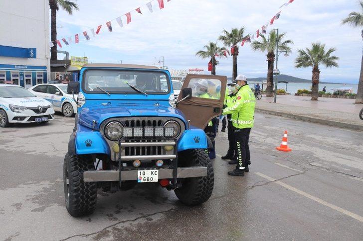 Ayvalık’ta Karayolu Güvenliği ve Trafik Haftası coşkusu G5