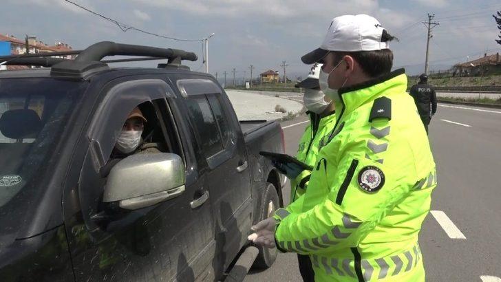 Sındırgı’da sürücülere uygulamalı trafik bilgilendirmesi G2