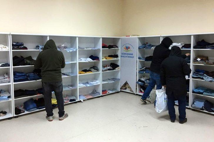 Gümüşhane Gençlik Merkezi ‘Giysi Rafı’ oluşturdu G1