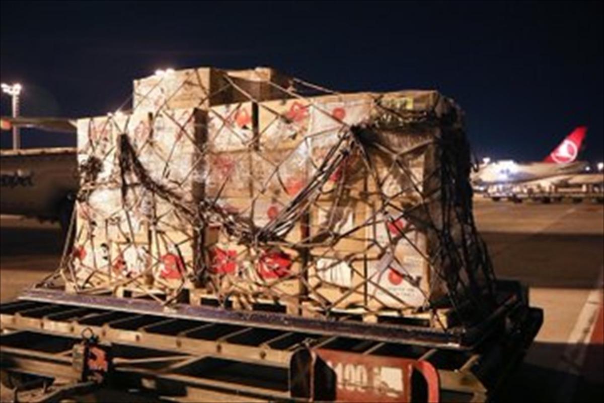 G&Uuml;NCELLEME - MSB: Kovid-19'la m&uuml;cadelede kullanılacak tıbbi yardım malzemeleri Tunus'a g&ouml;nderildi