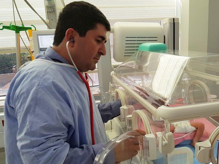 Çöpte bulunan bebek yaşam savaşı veriyor G2