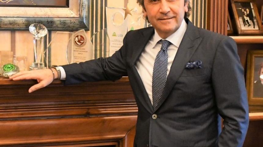 Yeşim, maske &uuml;retimine hazırlanıyor