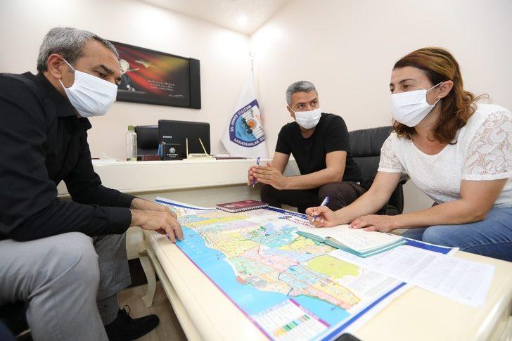 Mezitli’de berber ve kuaförler dezenfekte ediliyor G3