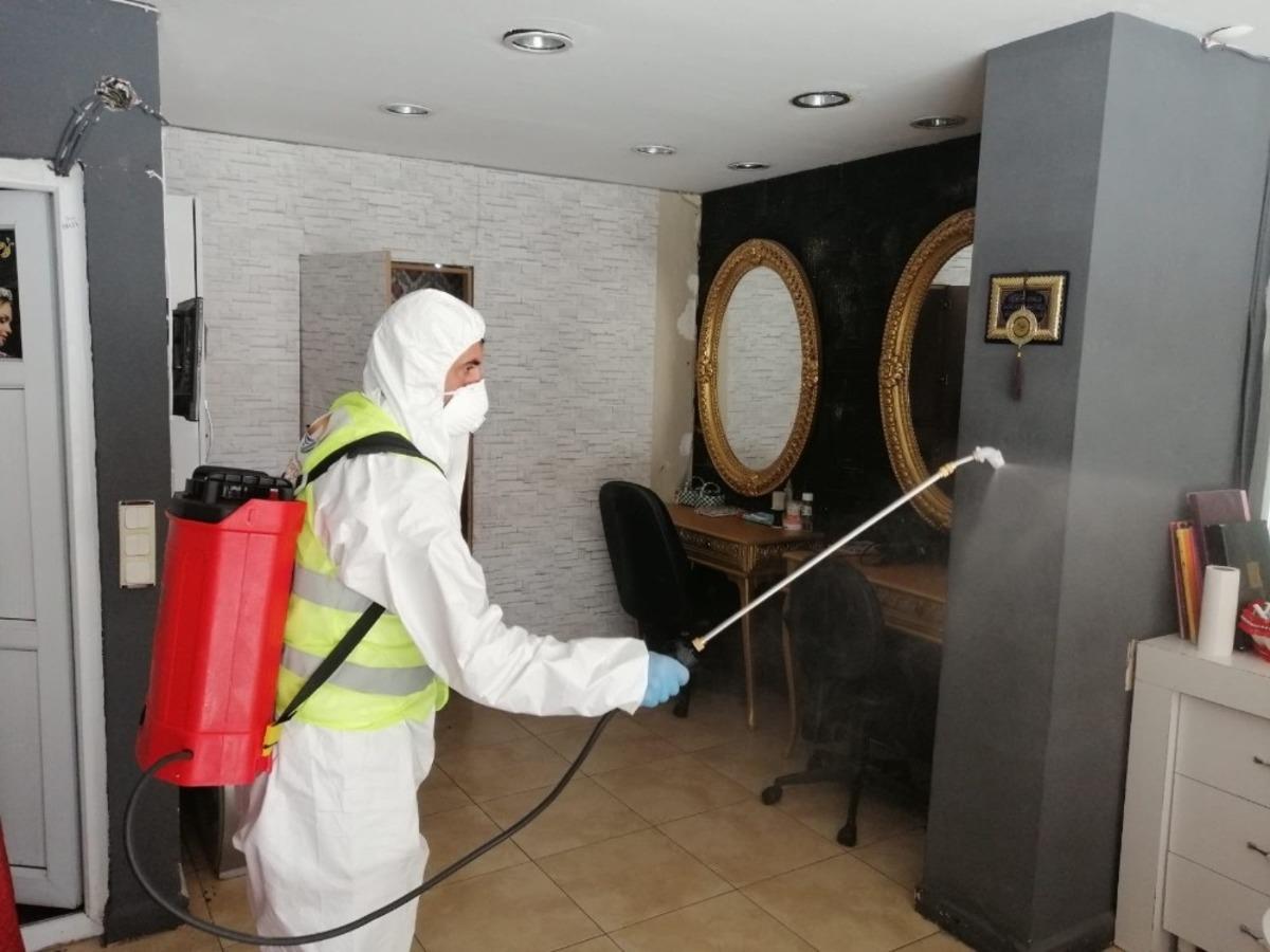 Altınordu&rsquo;da berber ve kuaf&ouml;rleri dezenfekte edildi
