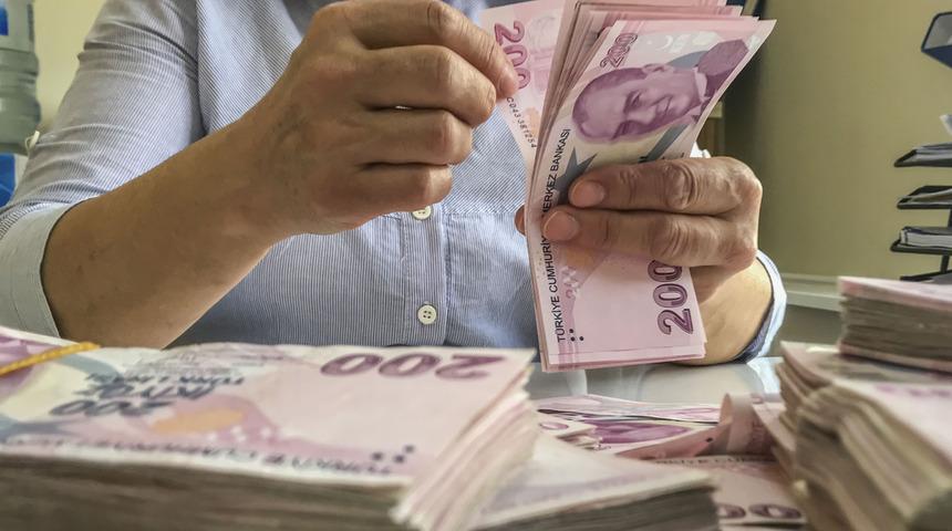 Kur Korumalı Mevduat arttı! Ticari krediler ise...