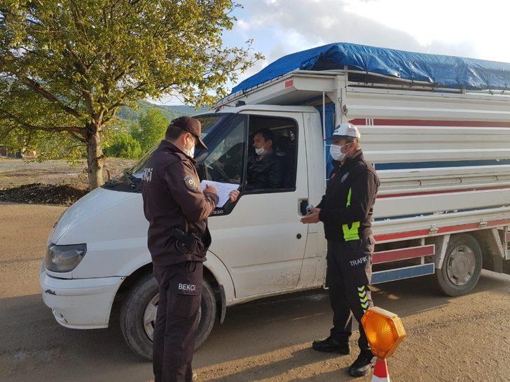 Yenice Emniyet Trafik Haftası’nda broşür dağıttı G4