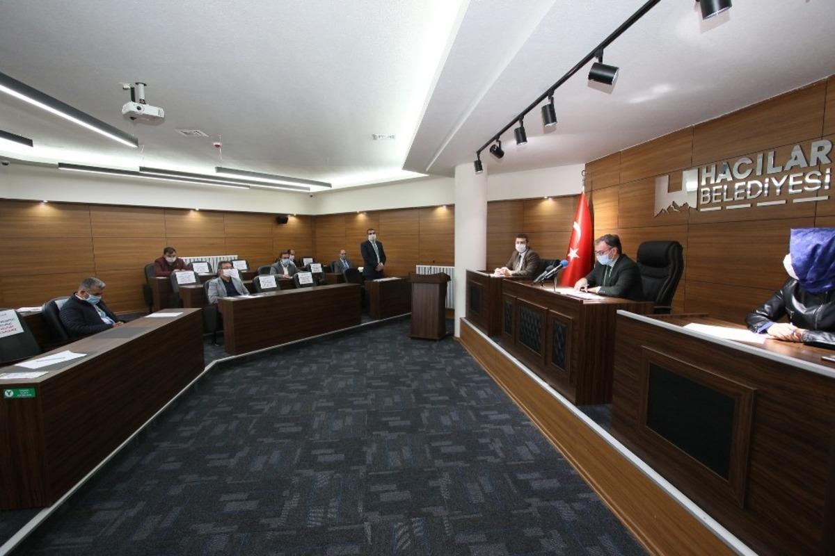 Hacılar Belediye Meclisi olağan&uuml;st&uuml; toplantısını ger&ccedil;ekleştirdi