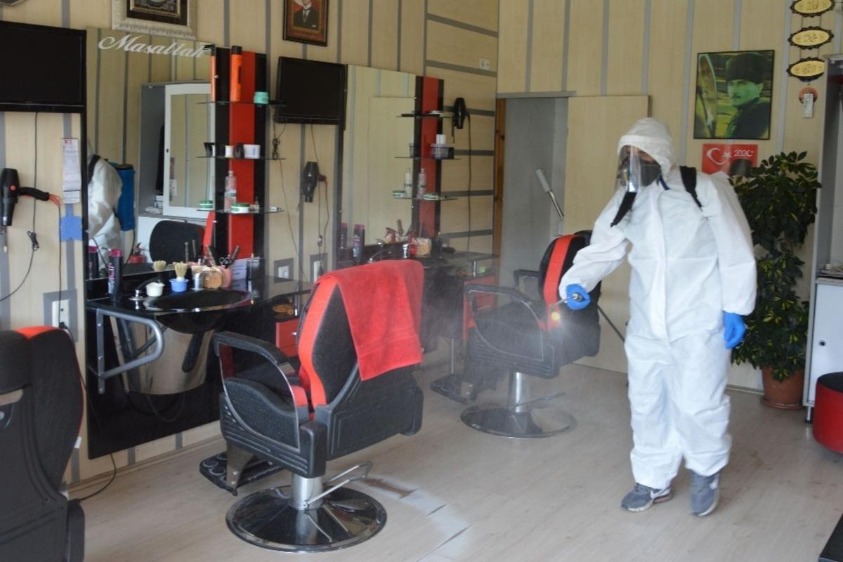 Havza&rsquo;da berber ve kuaf&ouml;rler dezenfekte edildi