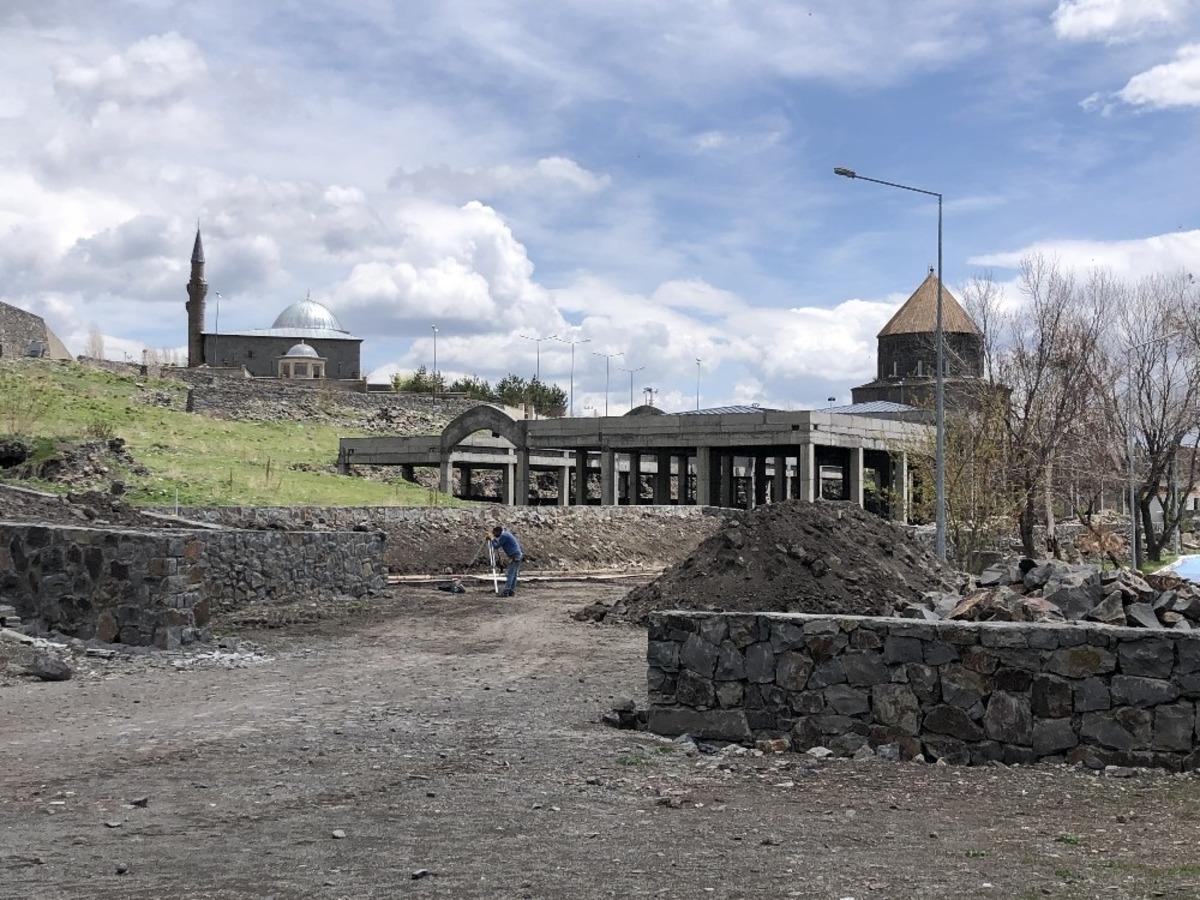 Kars Bedesten Projesi&rsquo;nde &ccedil;alışmalar başladı